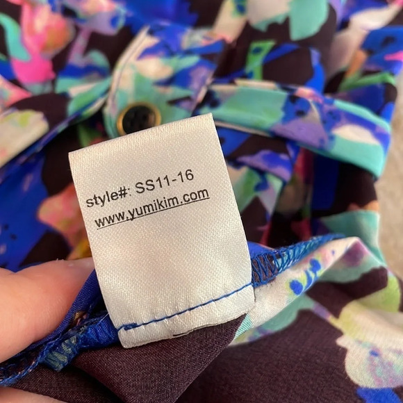 Yumi Kim Liz Tie Waist 100% Silk Floral Romper - Picture 7 of 11